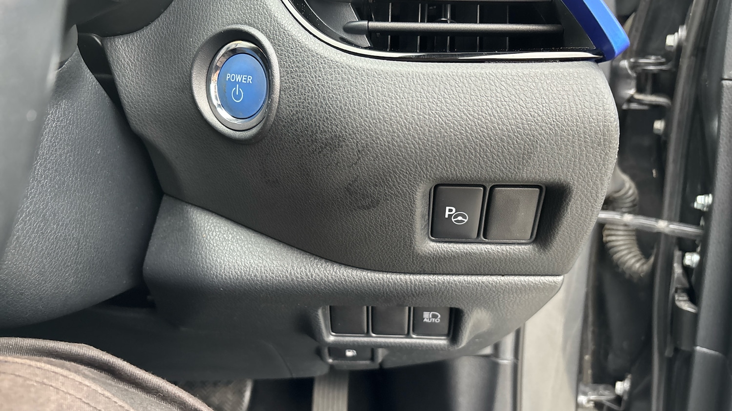 Used Toyota C-HR 2021 for sale - 77339140: Photo 31