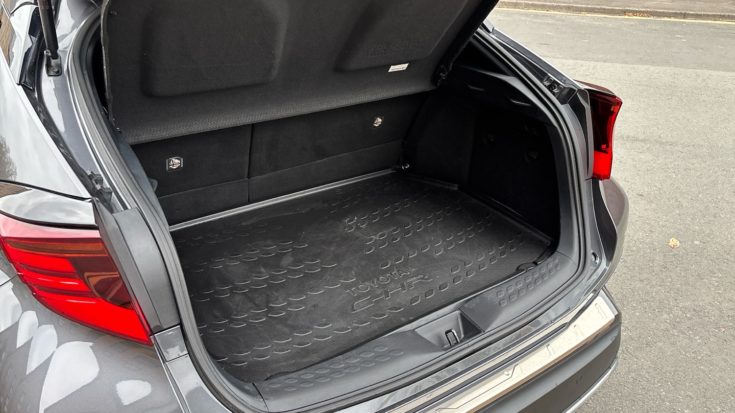 Used Toyota C-HR 2021 for sale - 77339140: Photo 35