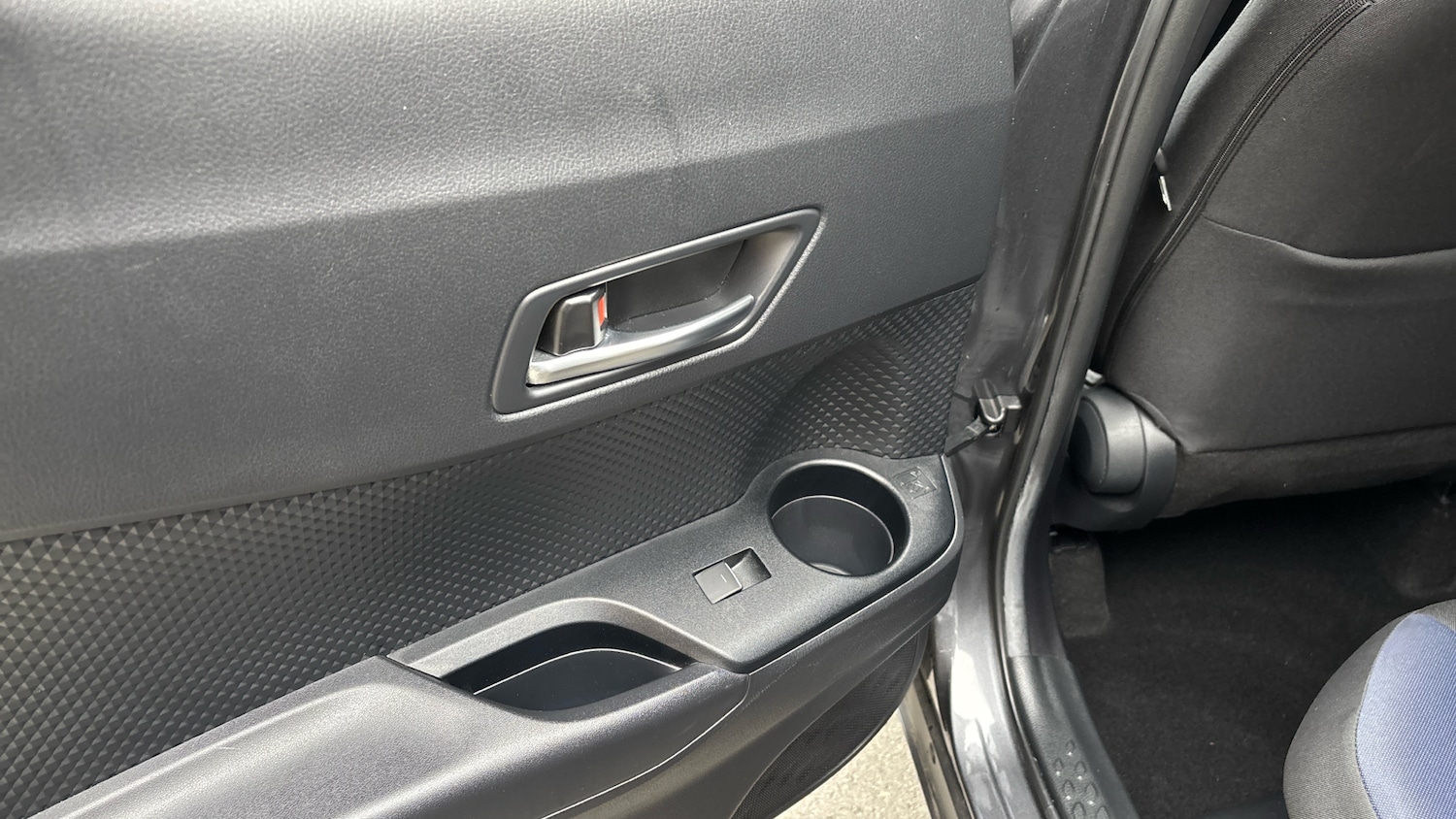 Used Toyota C-HR 2021 for sale - 77339140: Photo 36