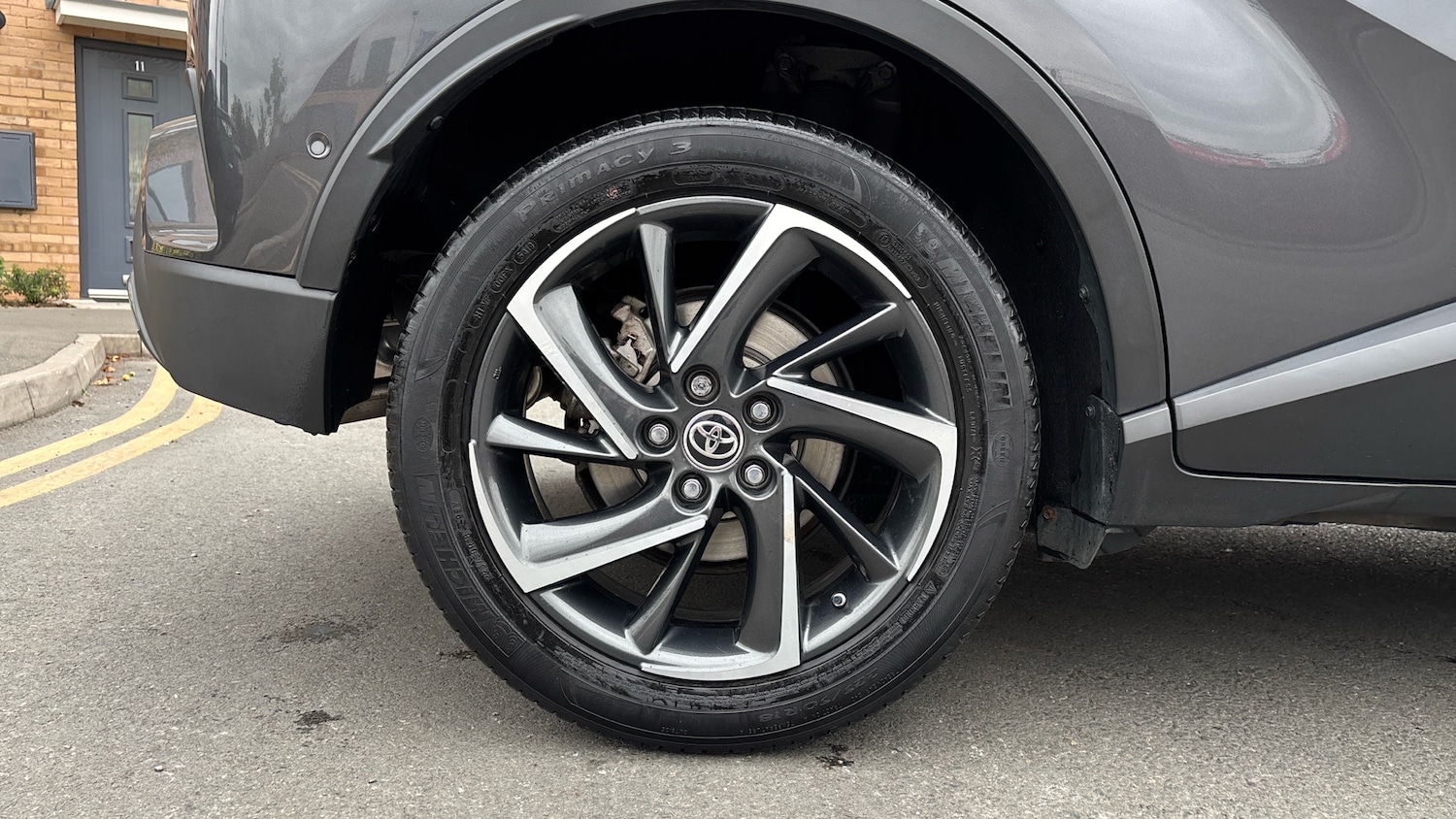 Used Toyota C-HR 2021 for sale - 77339140: Photo 7