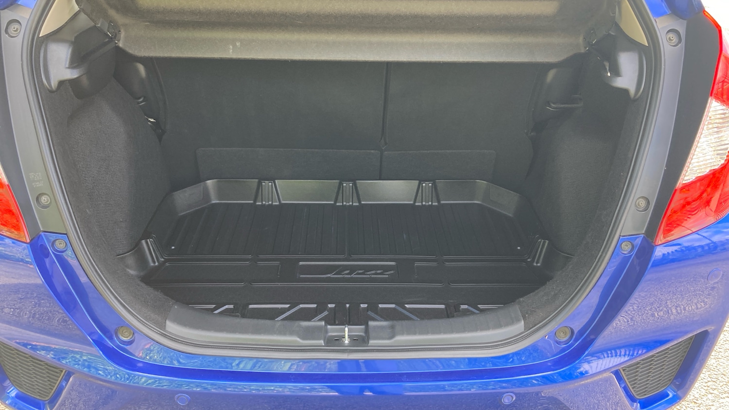 Used Honda Jazz 2017 for sale - 76461744: Photo 4