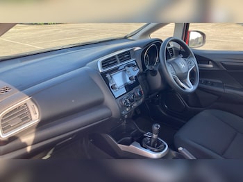 Used Honda Jazz 2019 for sale - 76244721: Photo