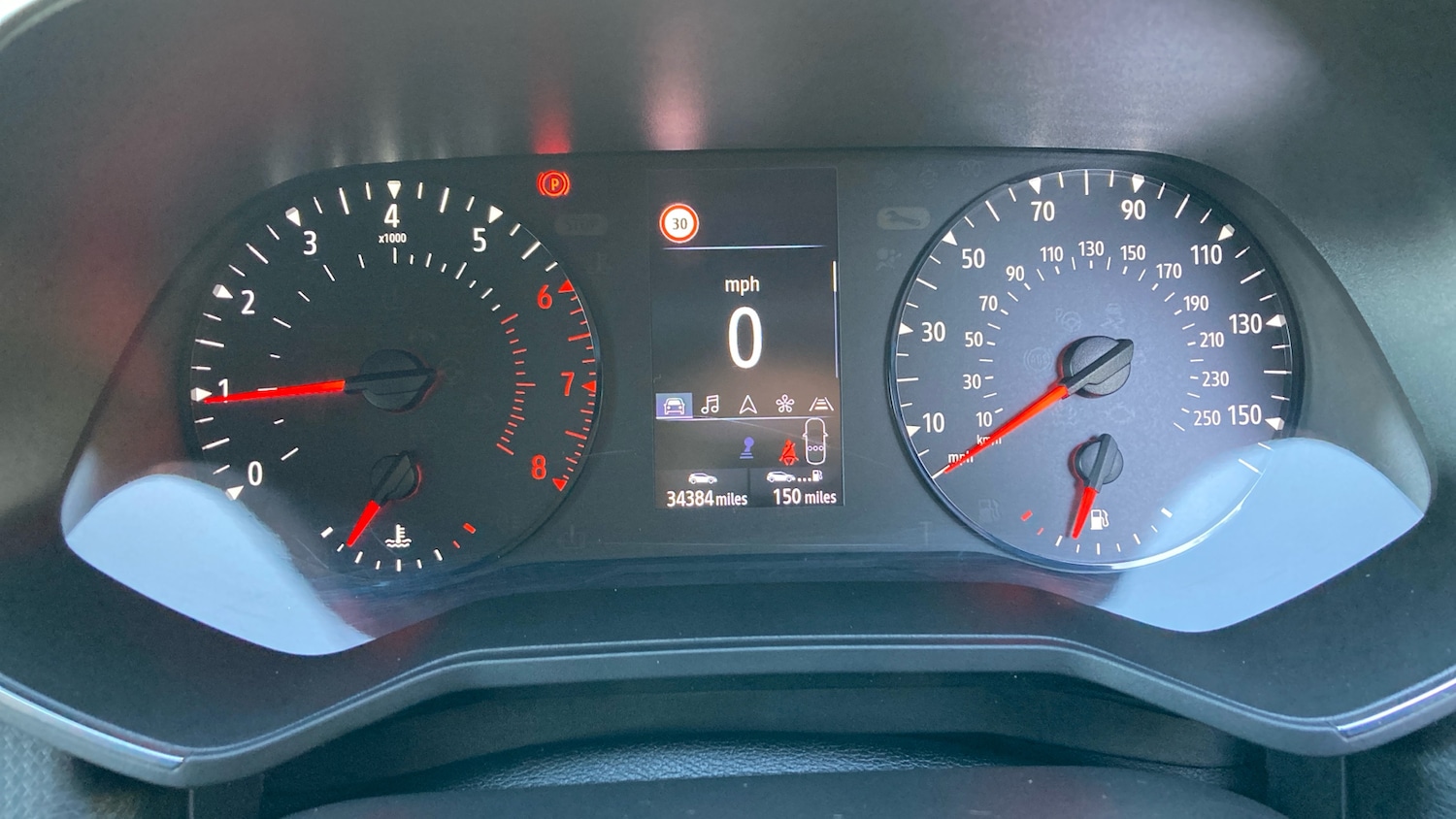 Used Renault Clio 2020 for sale - 76038175: Photo 18