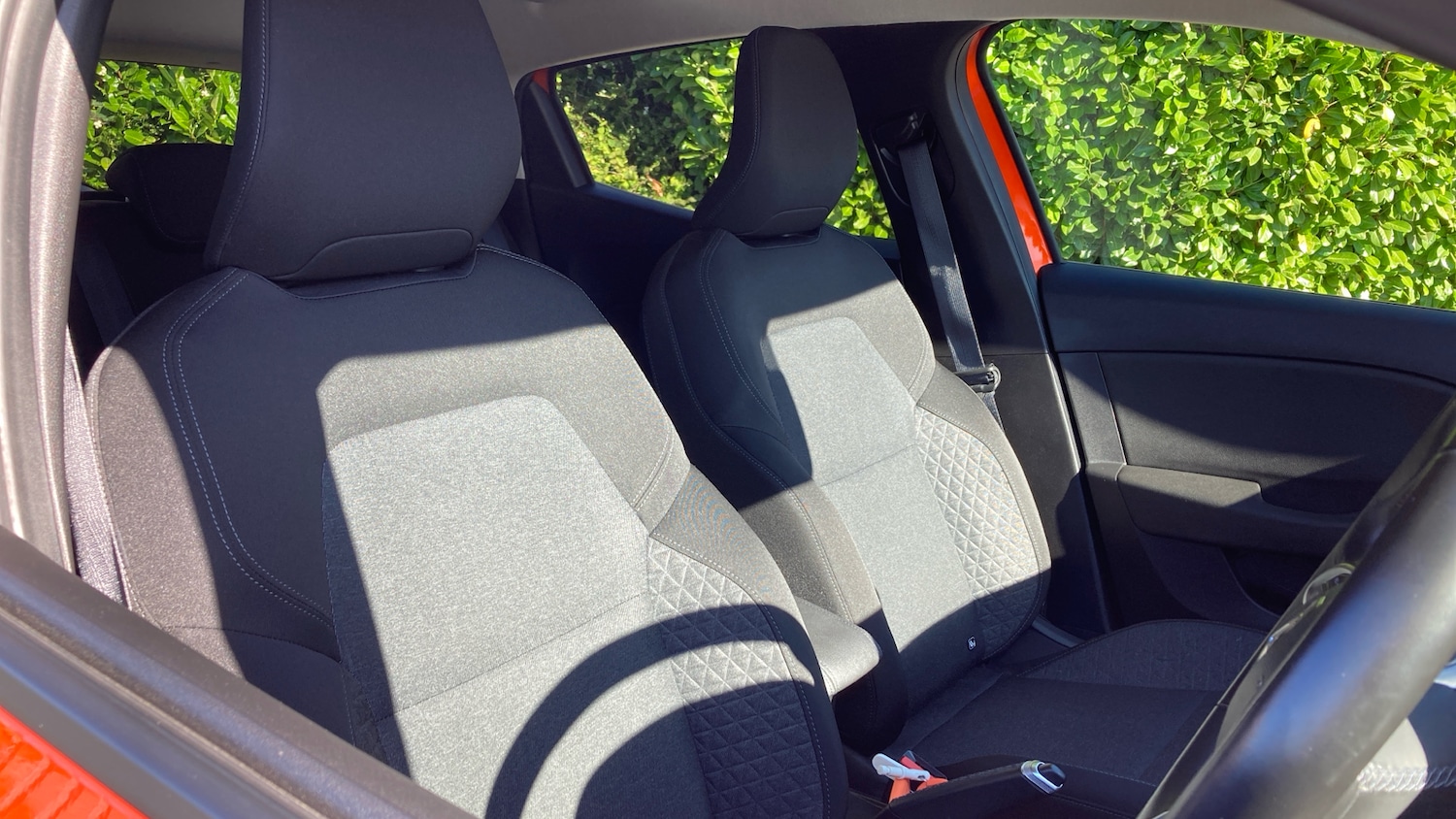 Used Renault Clio 2020 for sale - 76038175: Photo 25