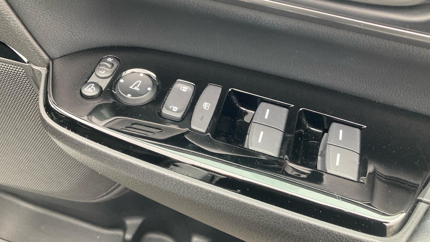 Used Honda CR-V 2021 for sale - 77492404: Photo 17