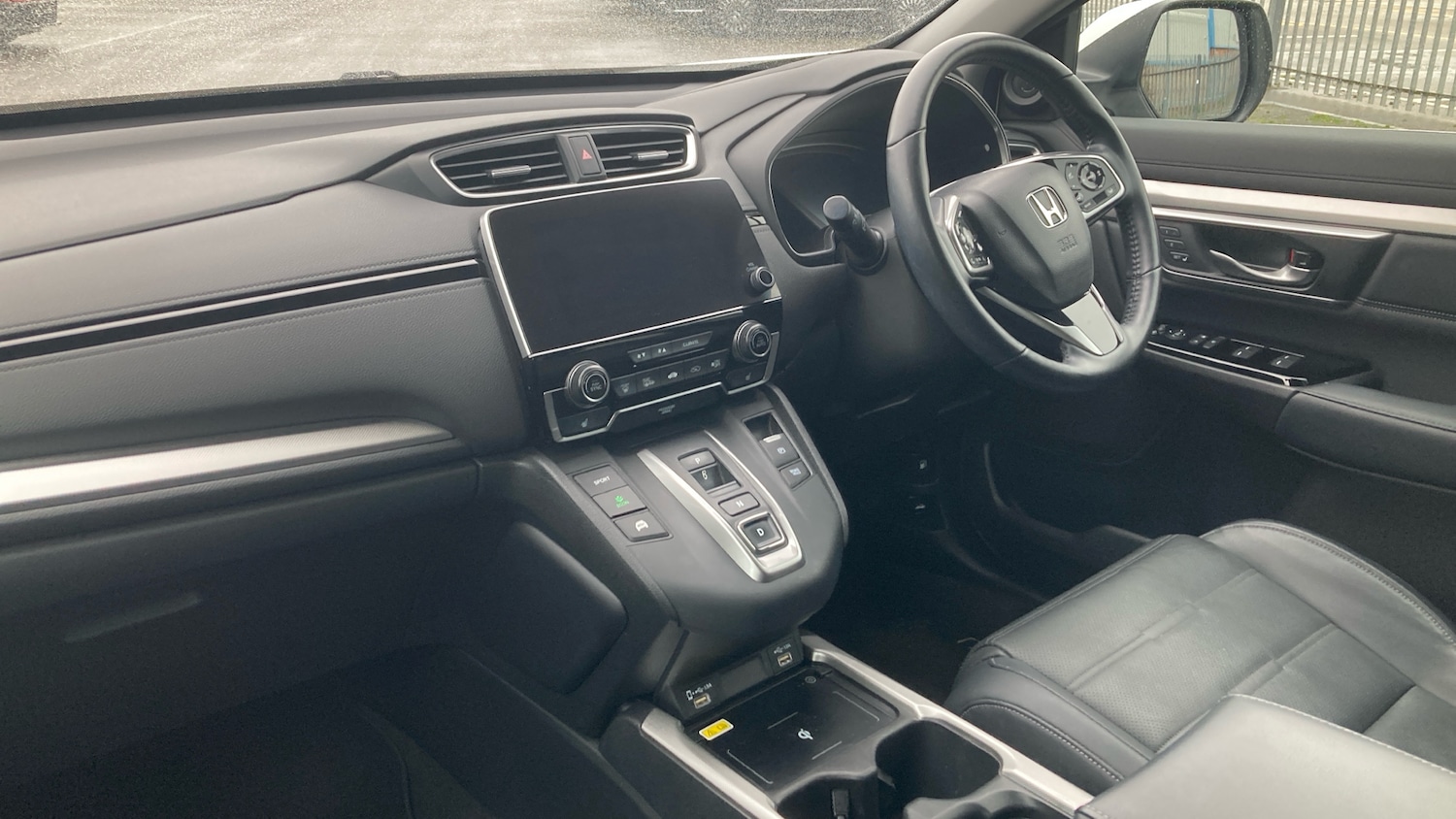 Used Honda CR-V 2021 for sale - 77492404: Photo 2