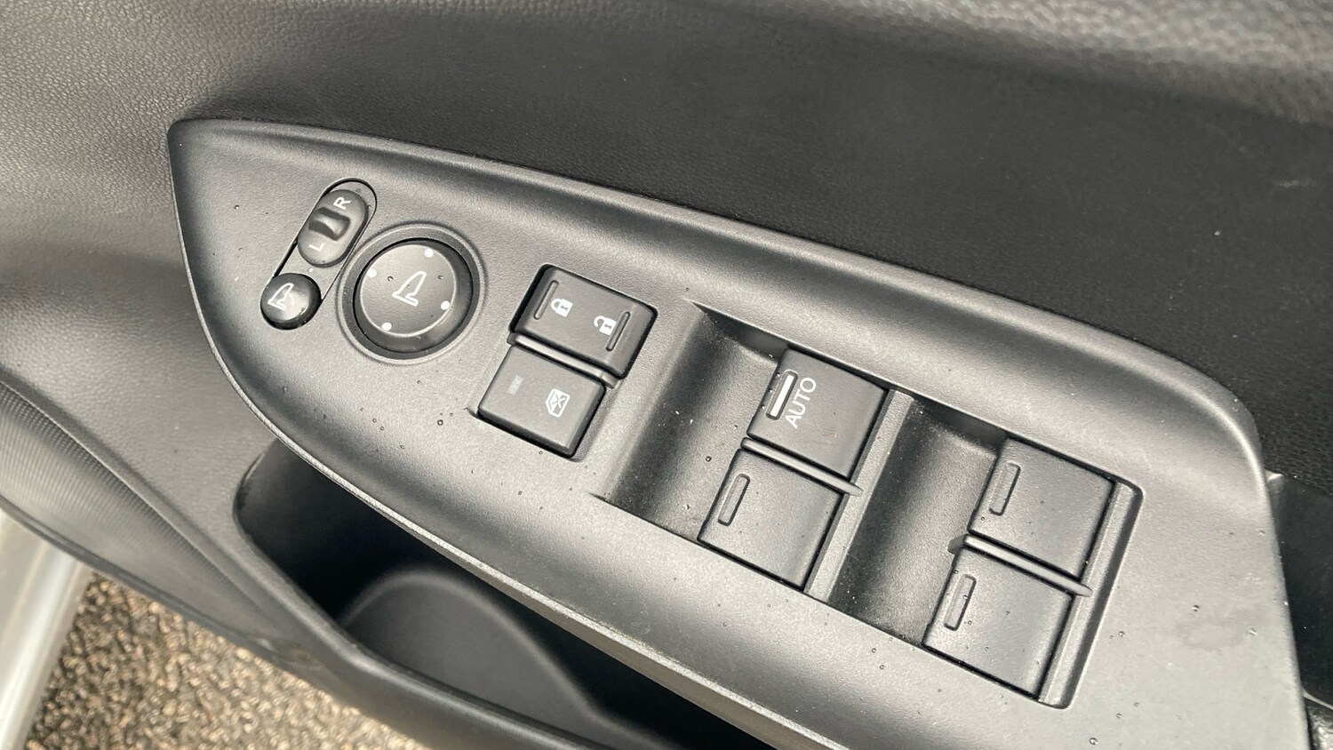 Used Honda Jazz 2015 for sale - 77617745: Photo 32