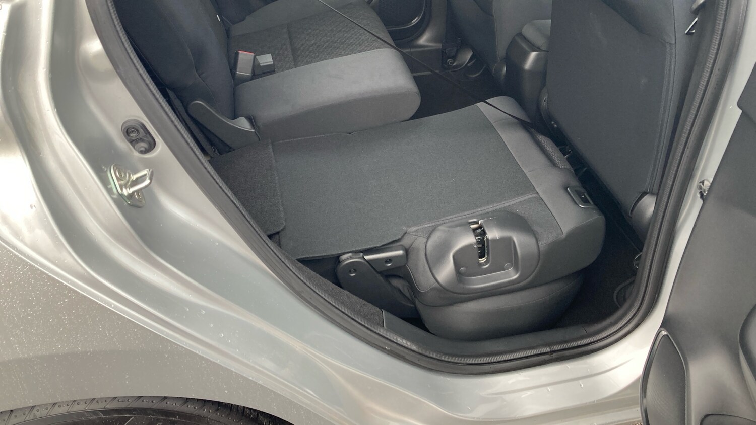 Used Honda Jazz 2015 for sale - 77617745: Photo 38