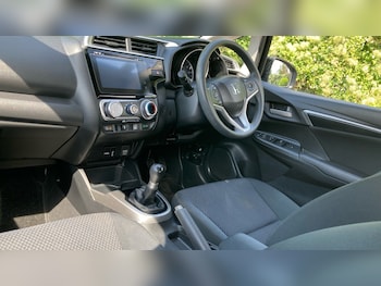 Used Honda Jazz 2019 for sale - 75569089: Photo