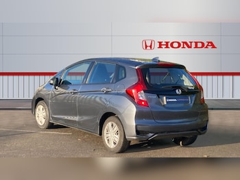 Used Honda Jazz 2019 for sale - 76792881: Photo