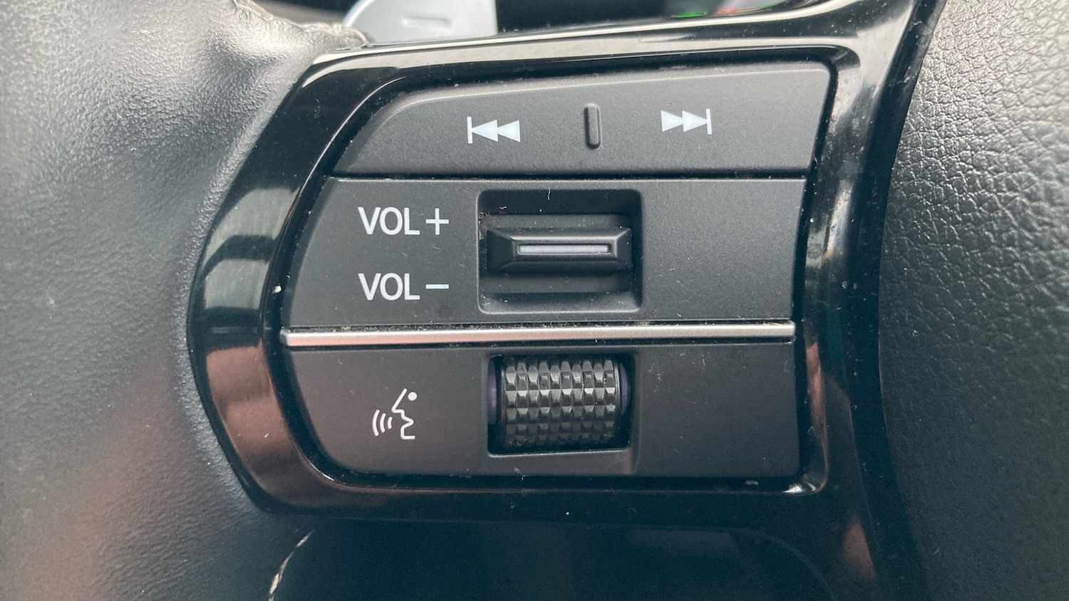 Used Honda ZR-V 2024 for sale - 76566154: Photo 35