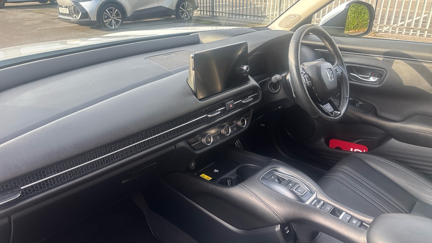 Used Honda ZR-V 2023 for sale - 76144510: Photo 2