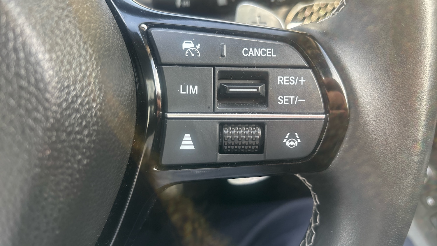Used Honda ZR-V 2023 for sale - 76144510: Photo 26