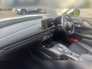 Used Honda ZR-V 2023 for sale - 76144510: Photo