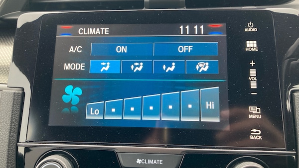 Used Honda Civic 2018 for sale - 76222153: Photo 15
