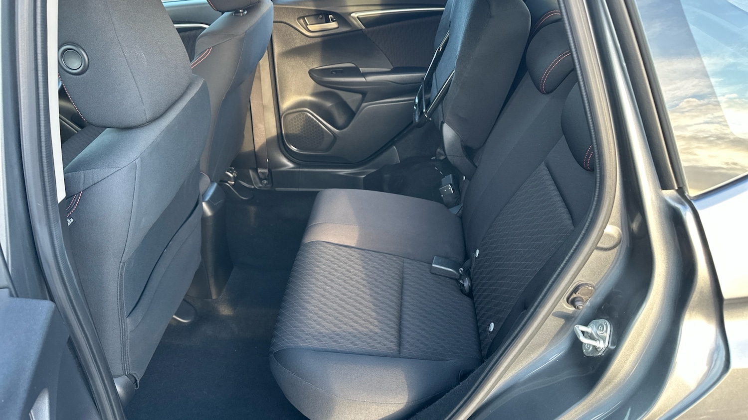 Used Honda Jazz 2018 for sale - 77450310: Photo 17