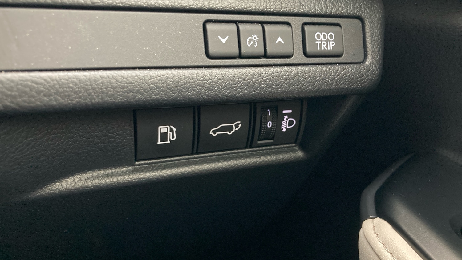 Used Lexus LBX 2025 for sale - 77450313: Photo 32