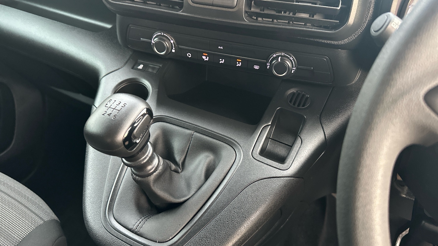 Used Vauxhall Combo Life 2022 for sale - 77274772: Photo 13