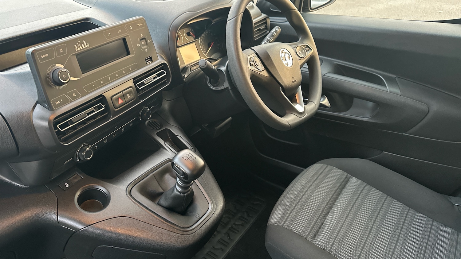 Used Vauxhall Combo Life 2022 for sale - 77274772: Photo 9