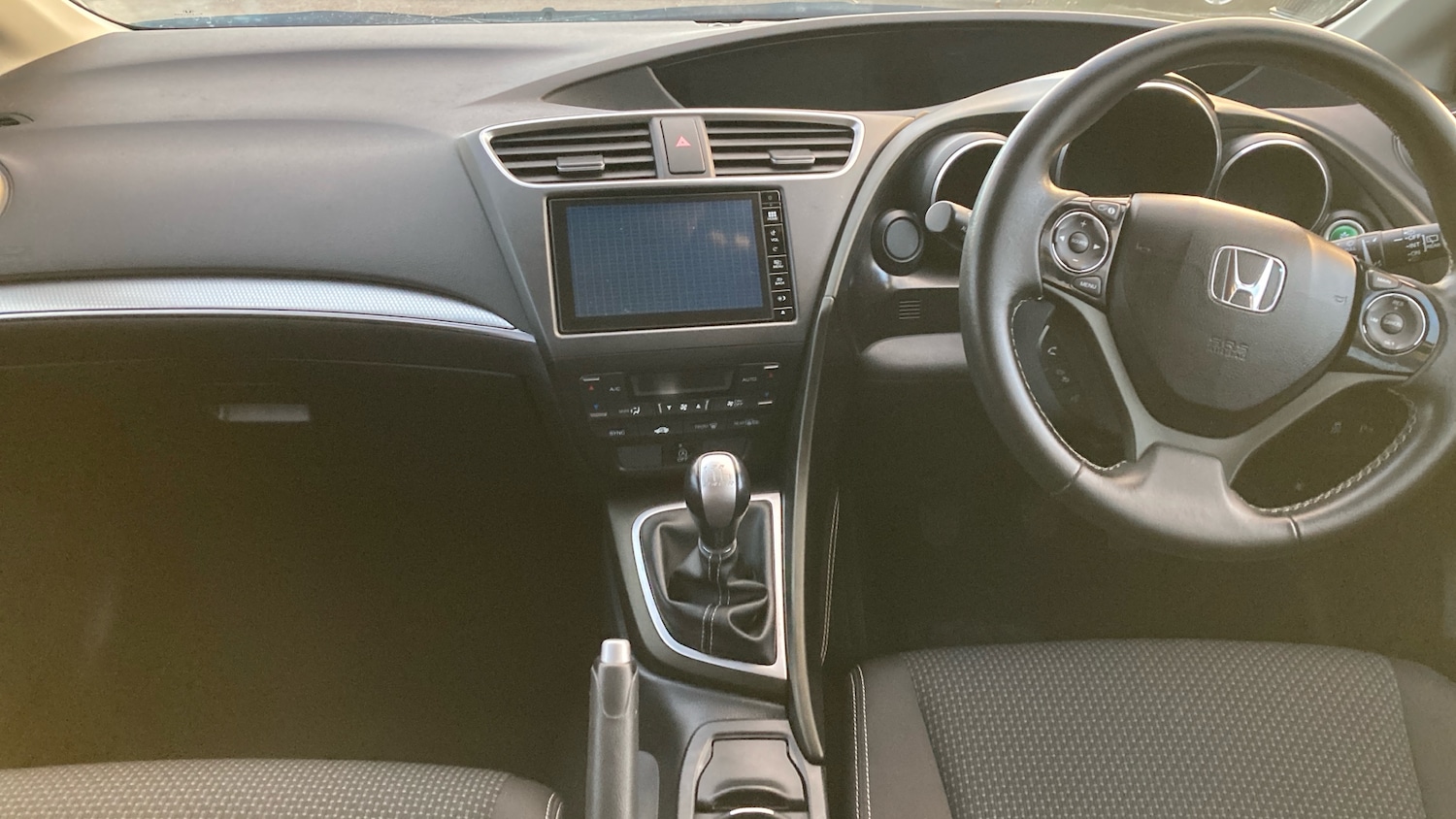 Used Honda Civic 2017 for sale - 76933010: Photo 10