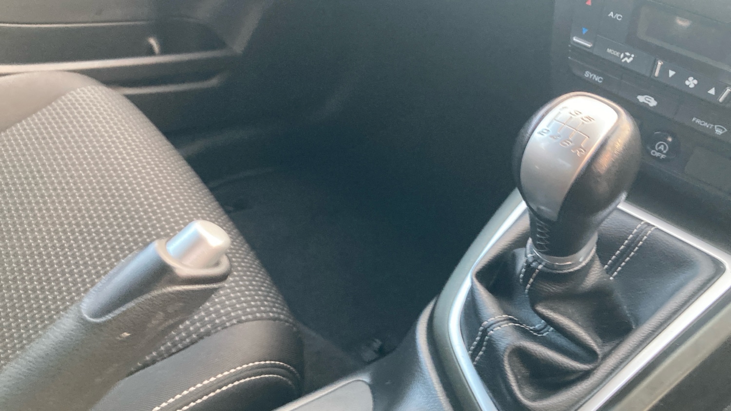 Used Honda Civic 2017 for sale - 76933010: Photo 13