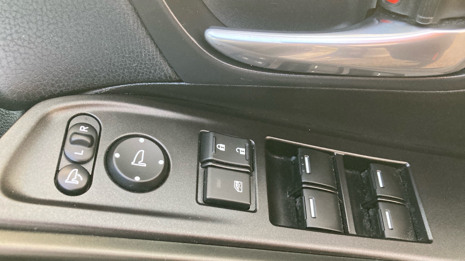 Used Honda Civic 2017 for sale - 76933010: Photo 24