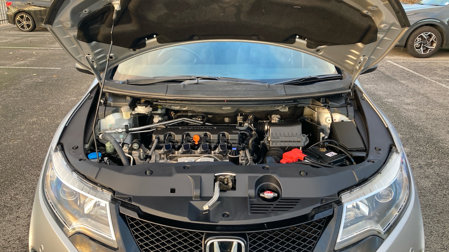 Used Honda Civic 2017 for sale - 76933010: Photo 8