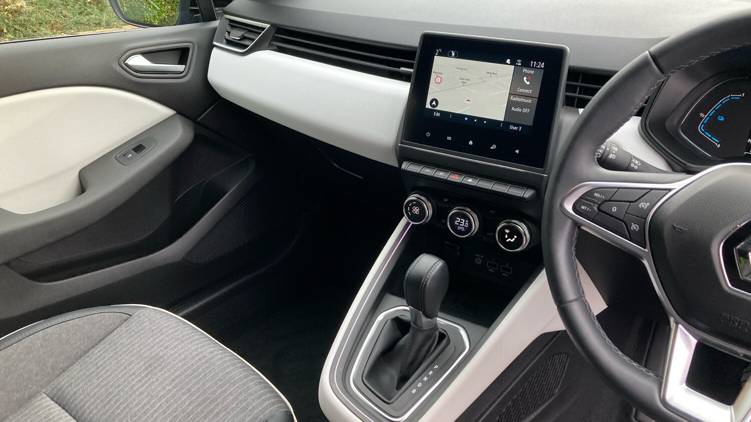 Used Renault Clio 2022 for sale - 76603286: Photo 14