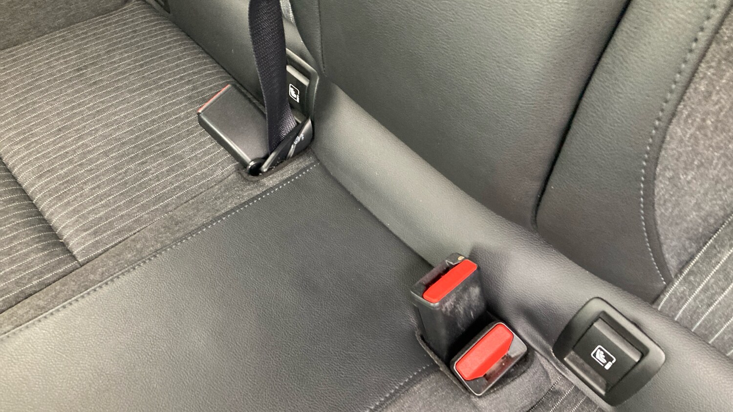 Used Renault Clio 2022 for sale - 76603286: Photo 17