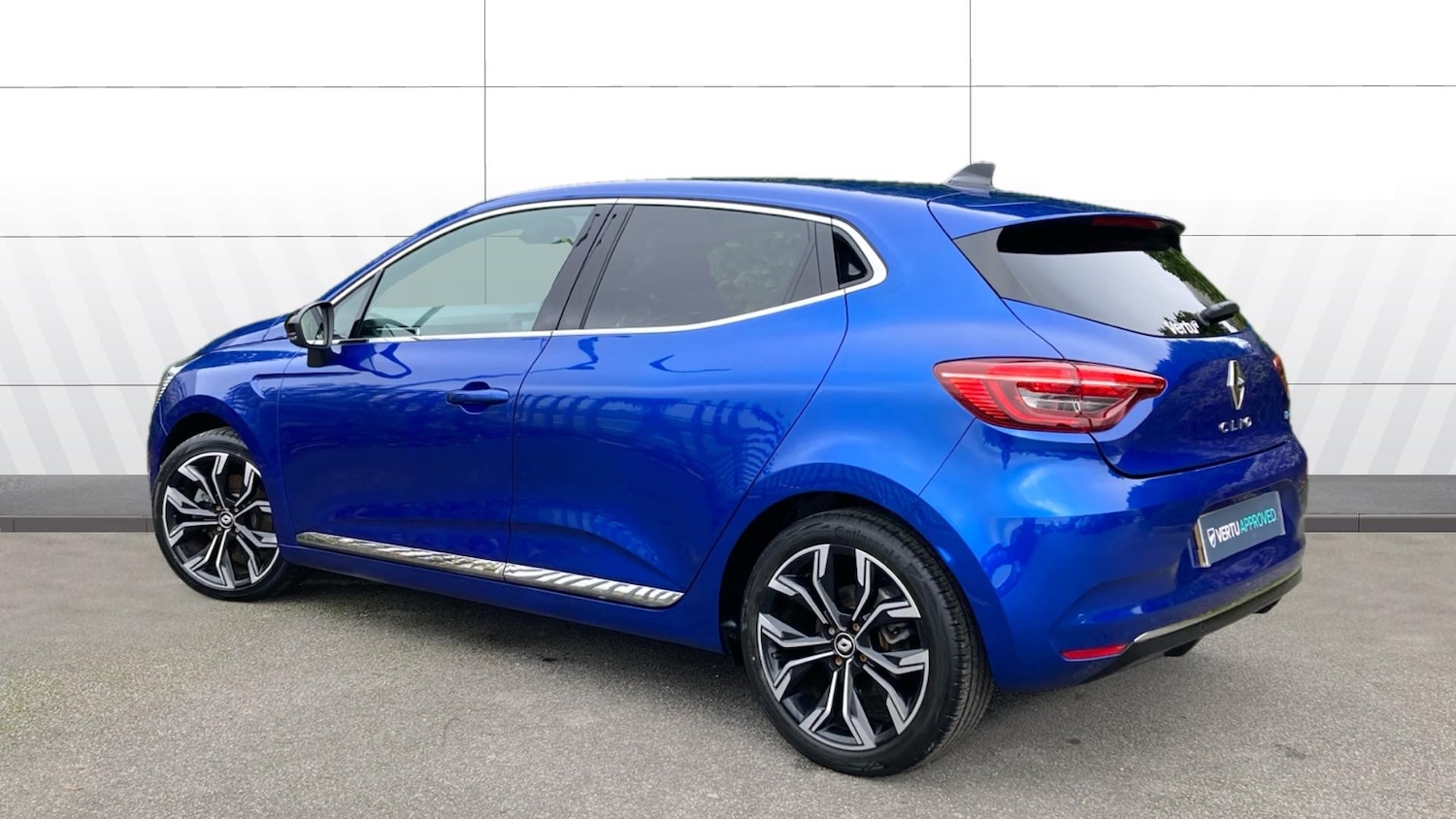 Used Renault Clio 2022 for sale - 76603286: Photo 2