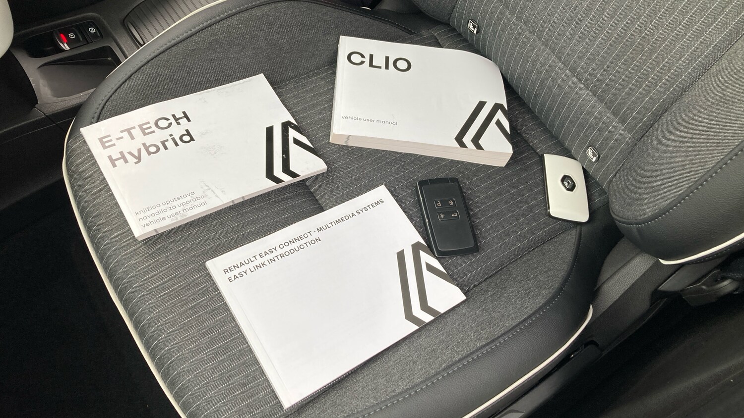 Used Renault Clio 2022 for sale - 76603286: Photo 20