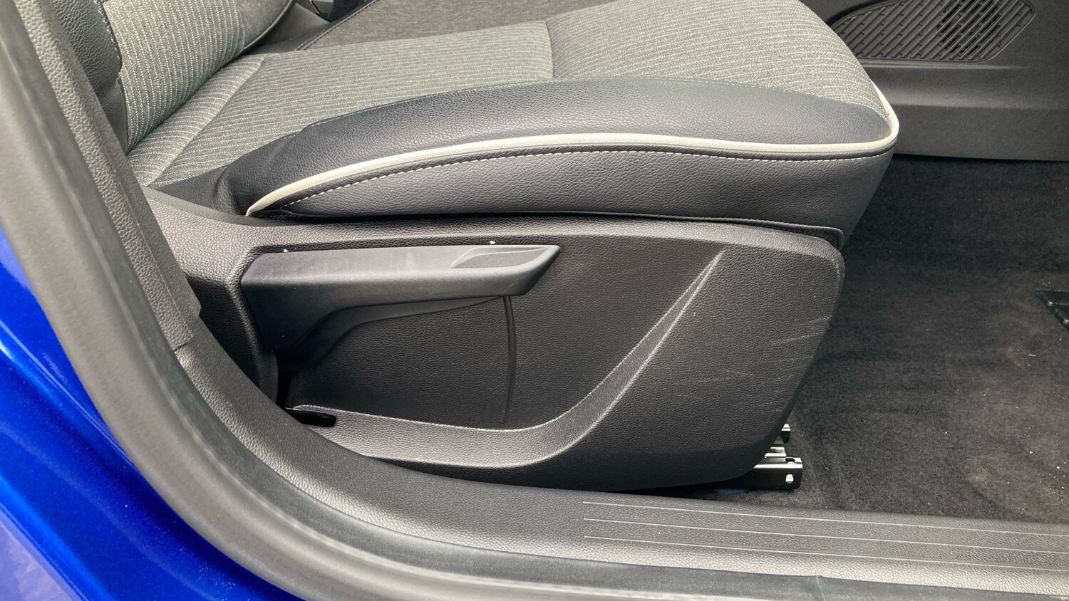 Used Renault Clio 2022 for sale - 76603286: Photo 28