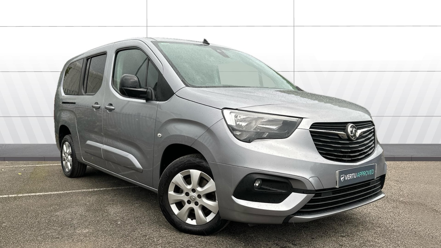 Used Vauxhall Combo Life 2022 for sale - 76707680: Photo 1