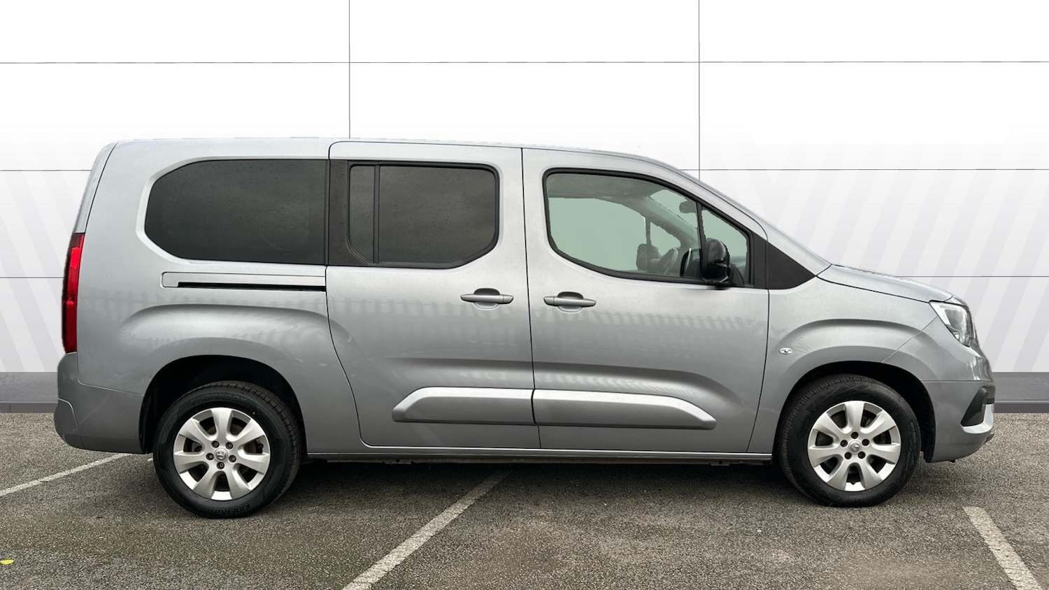 Used Vauxhall Combo Life 2022 for sale - 76707680: Photo 5