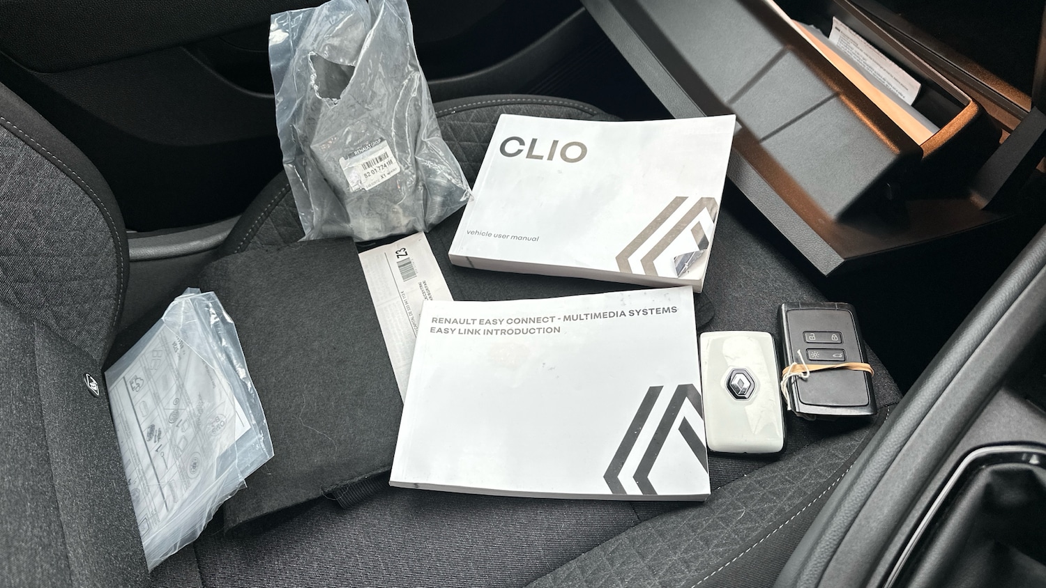 Used Renault Clio 2023 for sale - 76984680: Photo 19