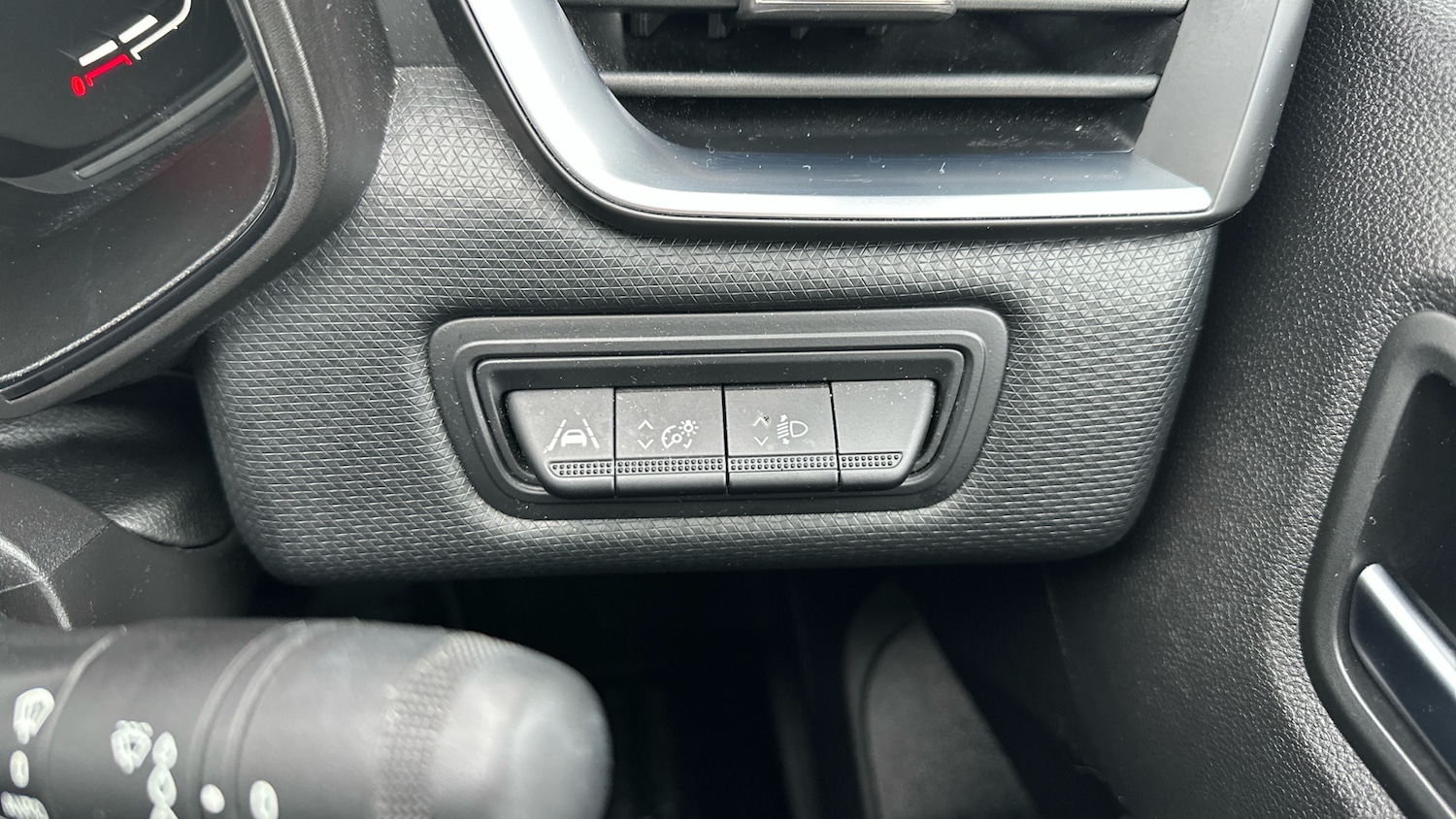 Used Renault Clio 2023 for sale - 76984680: Photo 39