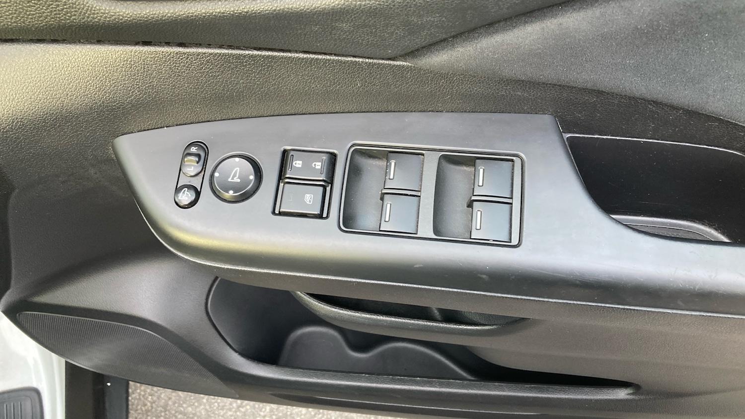 Used Honda CR-V 2015 for sale - 76344521: Photo 33