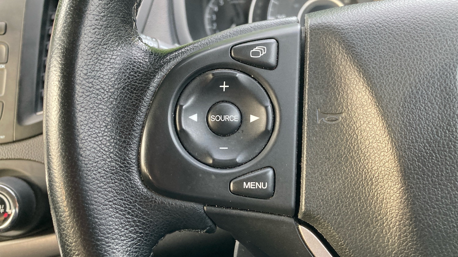 Used Honda CR-V 2015 for sale - 76344521: Photo 37