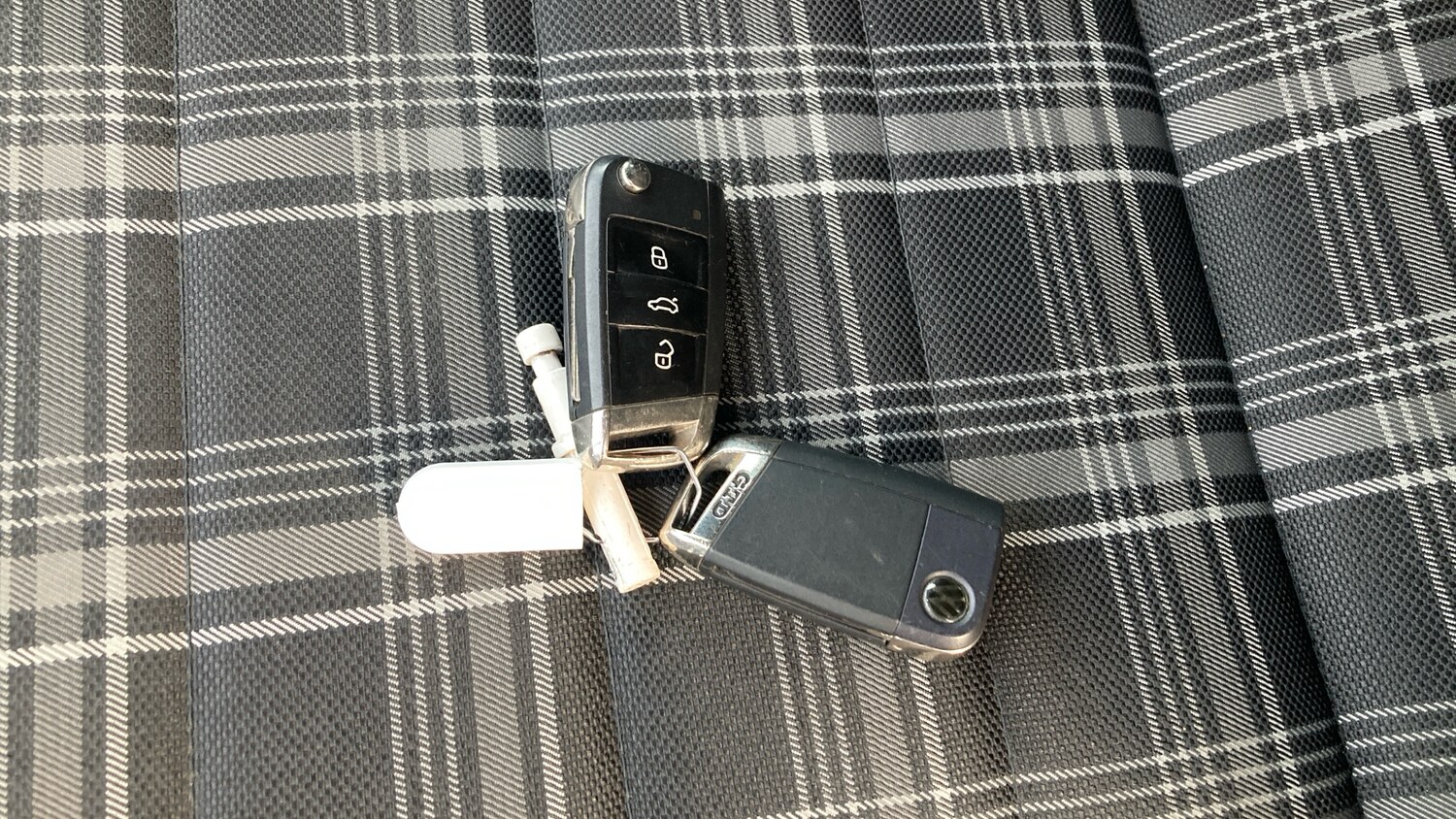 Used Volkswagen Golf 2017 for sale - 77581016: Photo 19