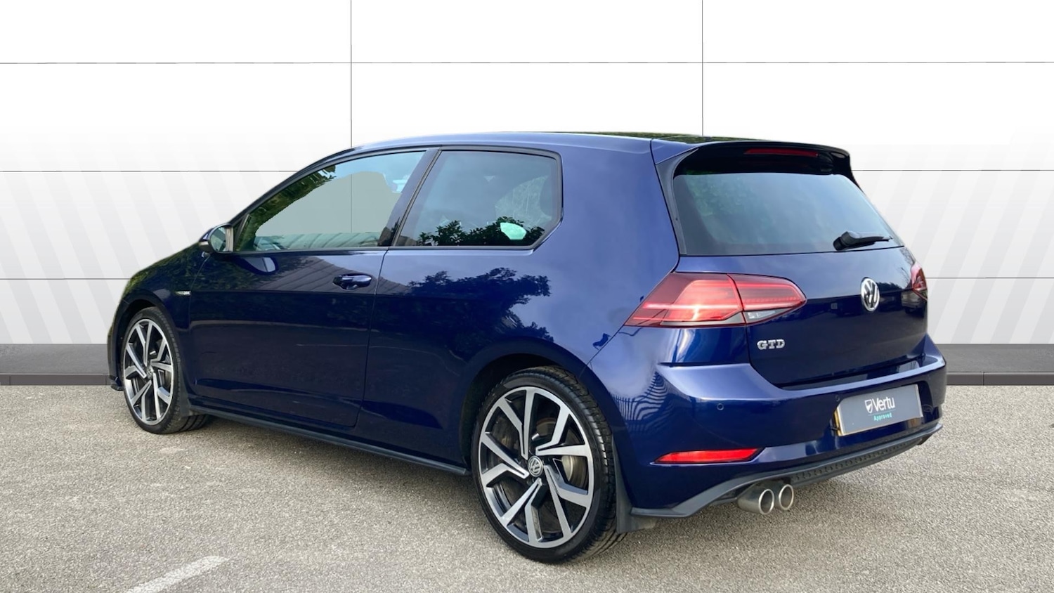 Used Volkswagen Golf 2017 for sale - 77581016: Photo 2