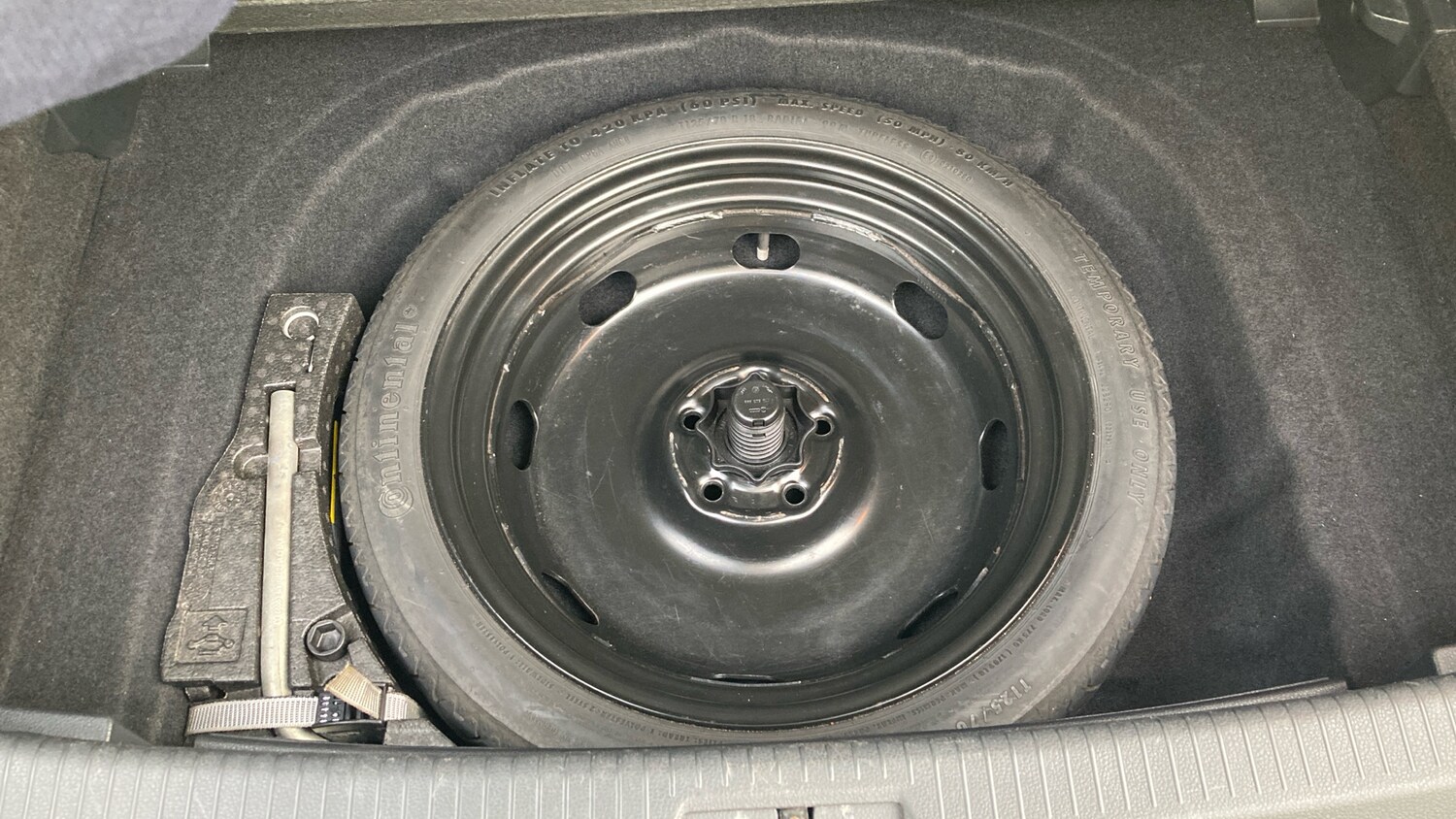 Used Volkswagen Golf 2017 for sale - 77581016: Photo 23