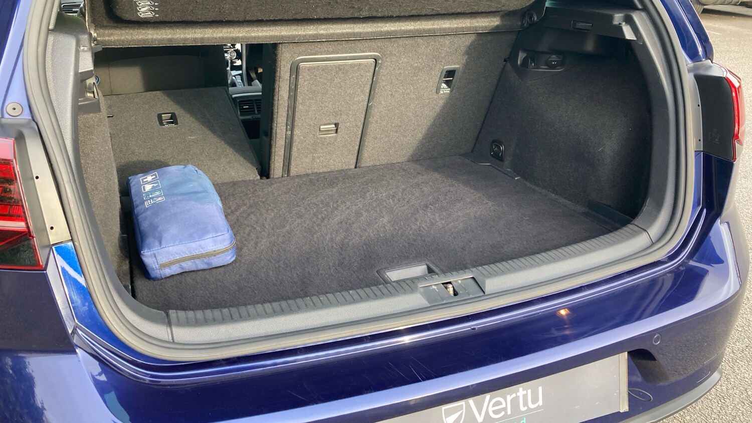 Used Volkswagen Golf 2017 for sale - 77581016: Photo 41