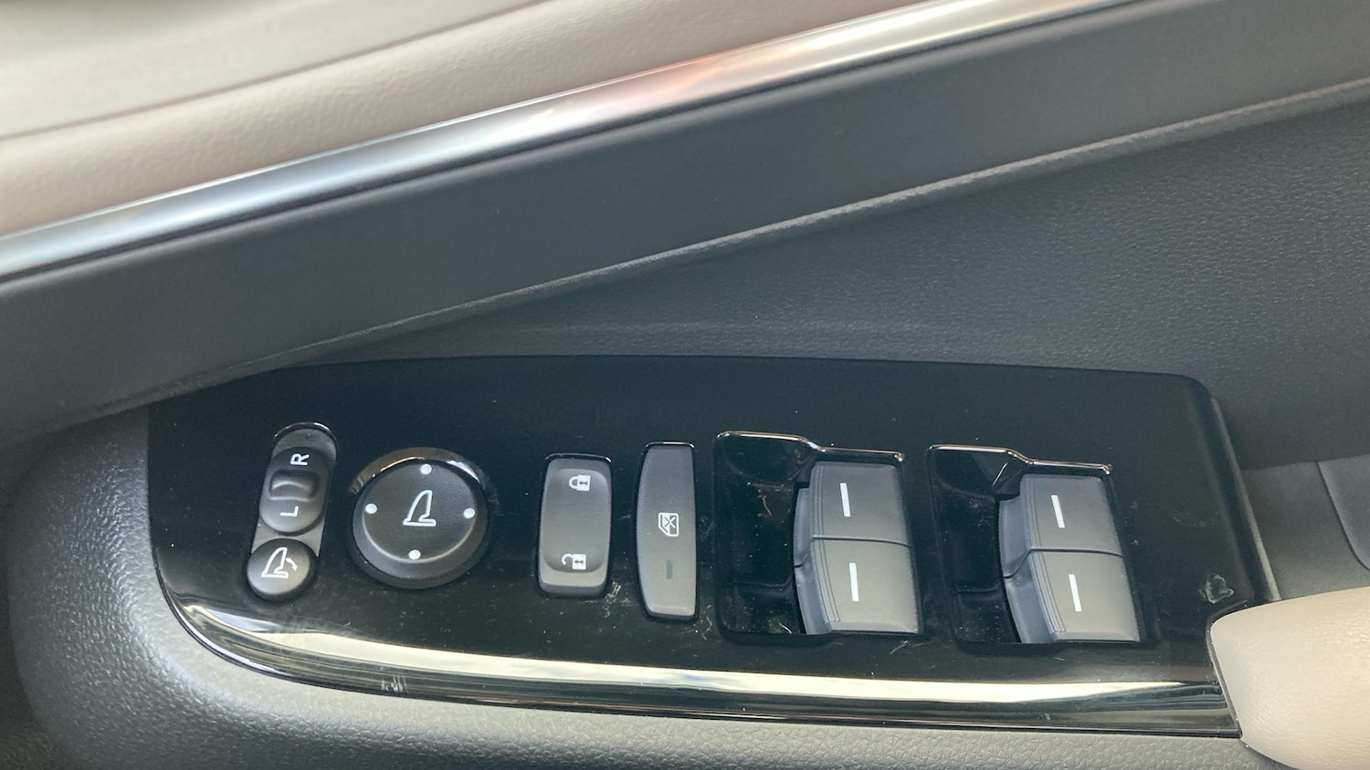 Used Honda HR-V 2023 for sale - 76027001: Photo 23