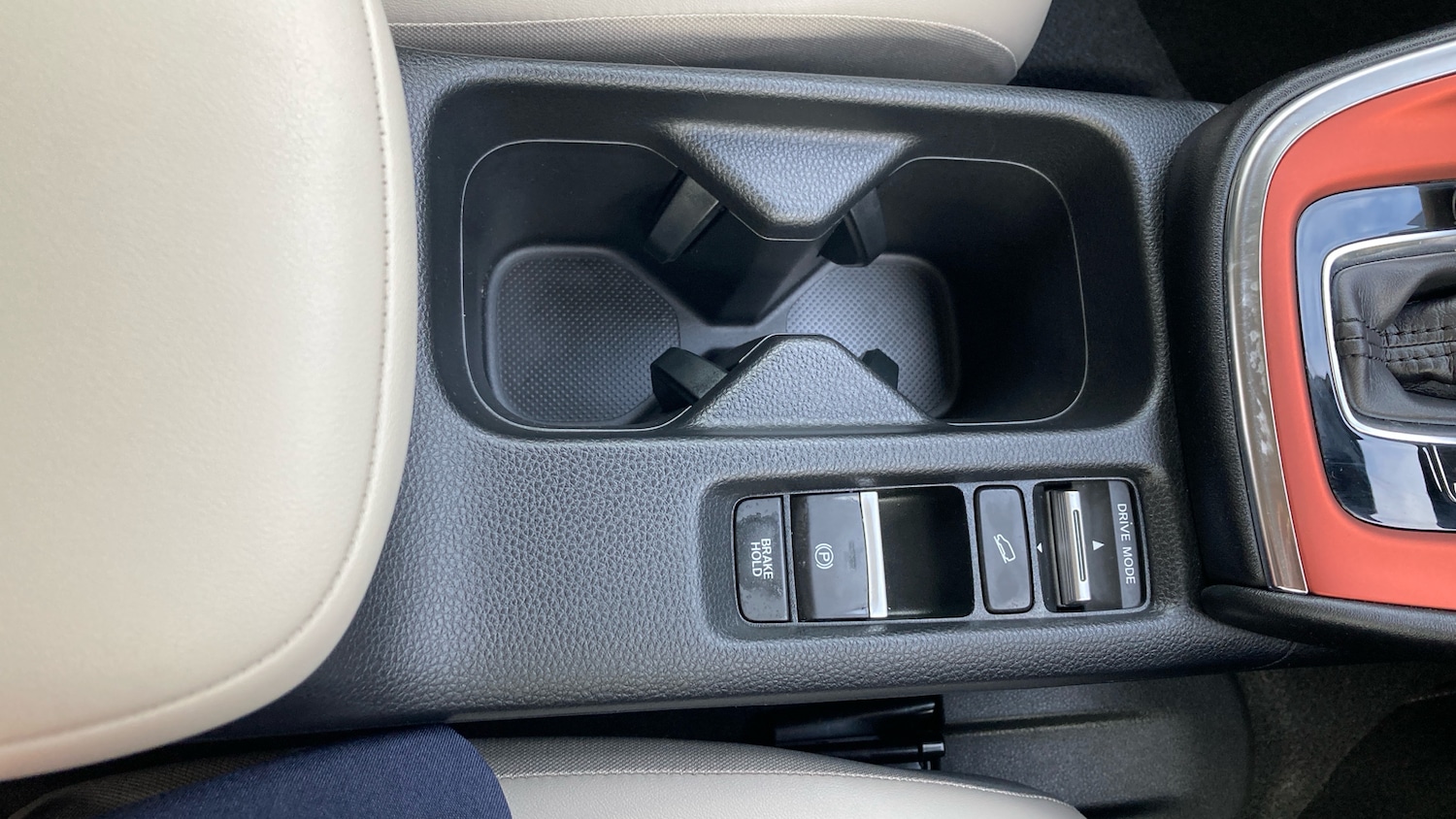Used Honda HR-V 2023 for sale - 76027001: Photo 30