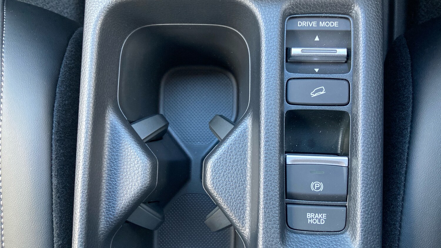 Used Honda HR-V 2025 for sale - 76421799: Photo 32