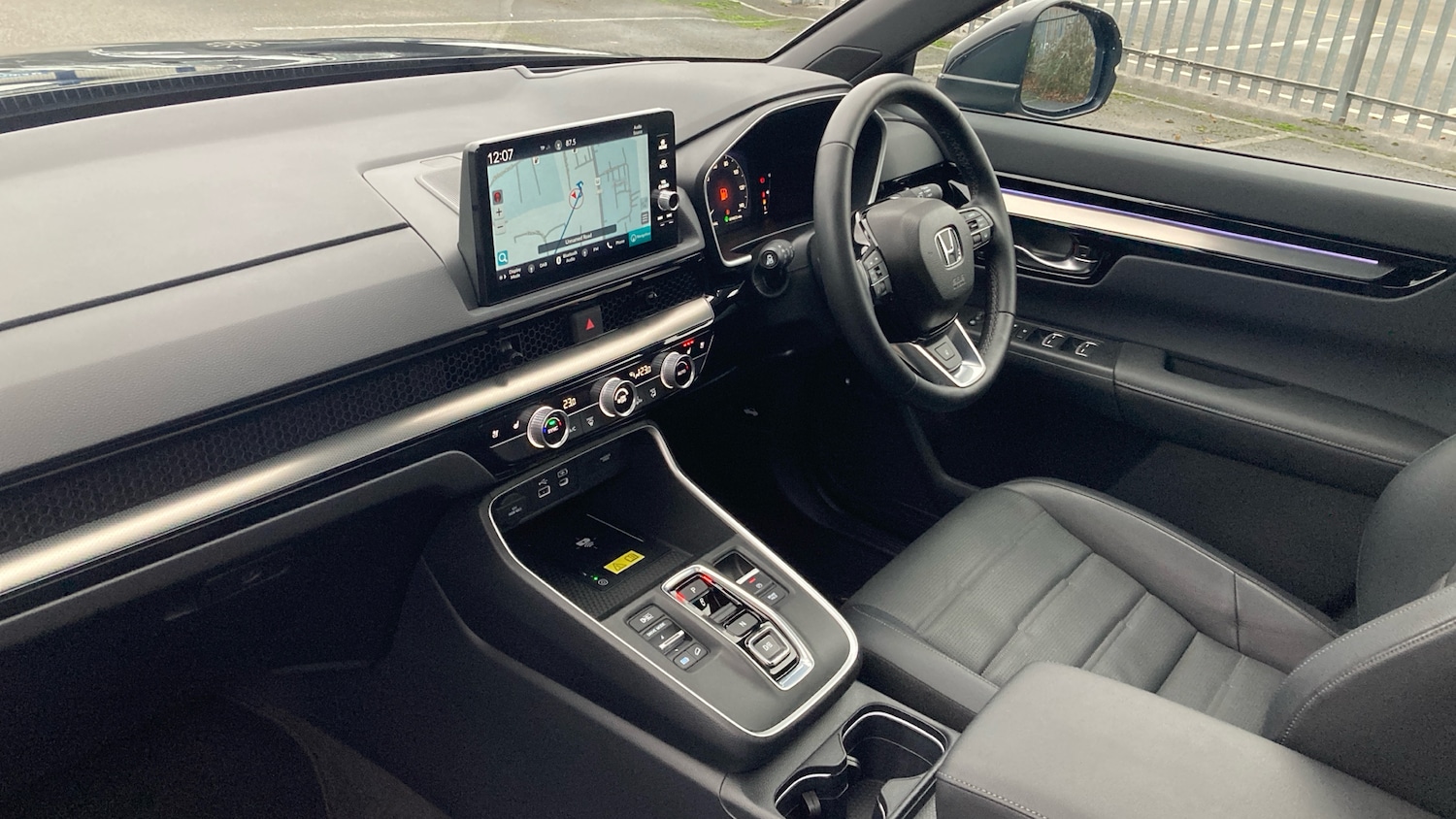 Used Honda CR-V 2025 for sale - 76984682: Photo 2