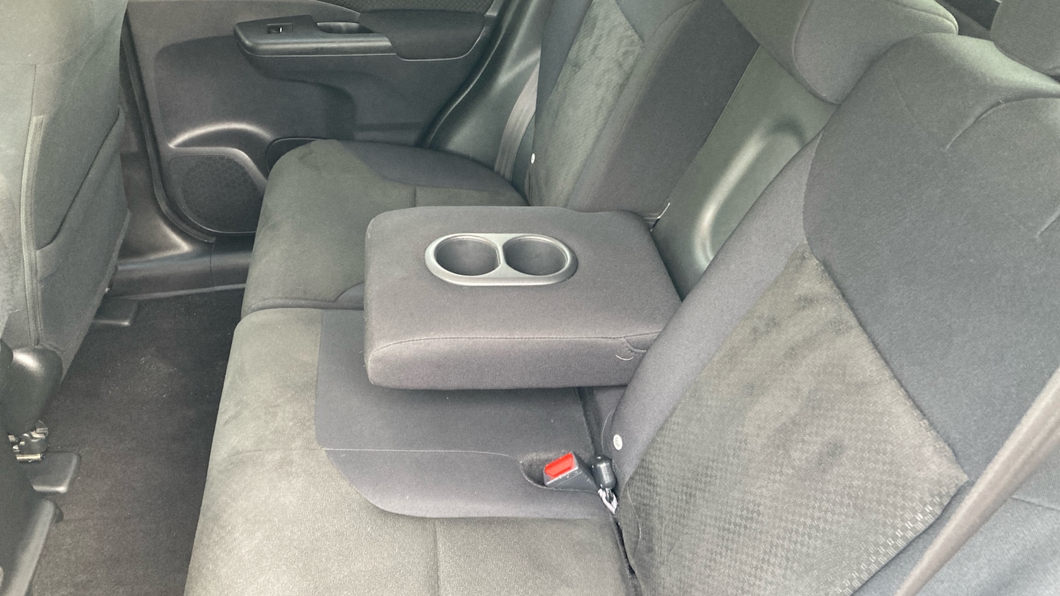 Used Honda CR-V 2017 for sale - 77274763: Photo 24