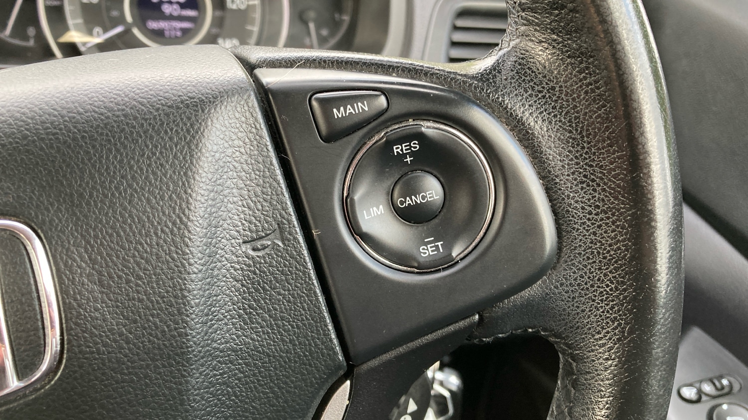 Used Honda CR-V 2017 for sale - 77274763: Photo 36