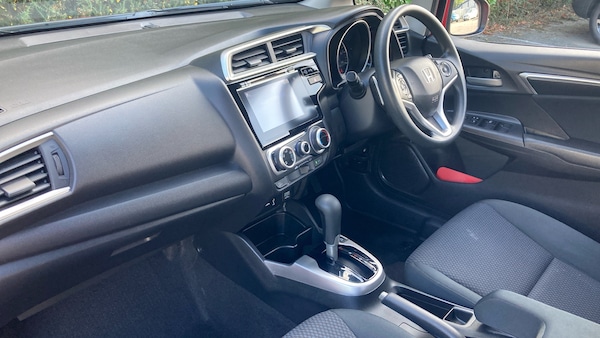 Used Honda Jazz 2020 for sale - 76265280: Photo 2