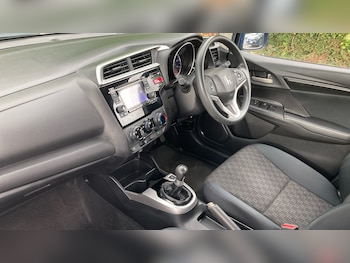 Used Honda Jazz 2017 for sale - 75575053: Photo